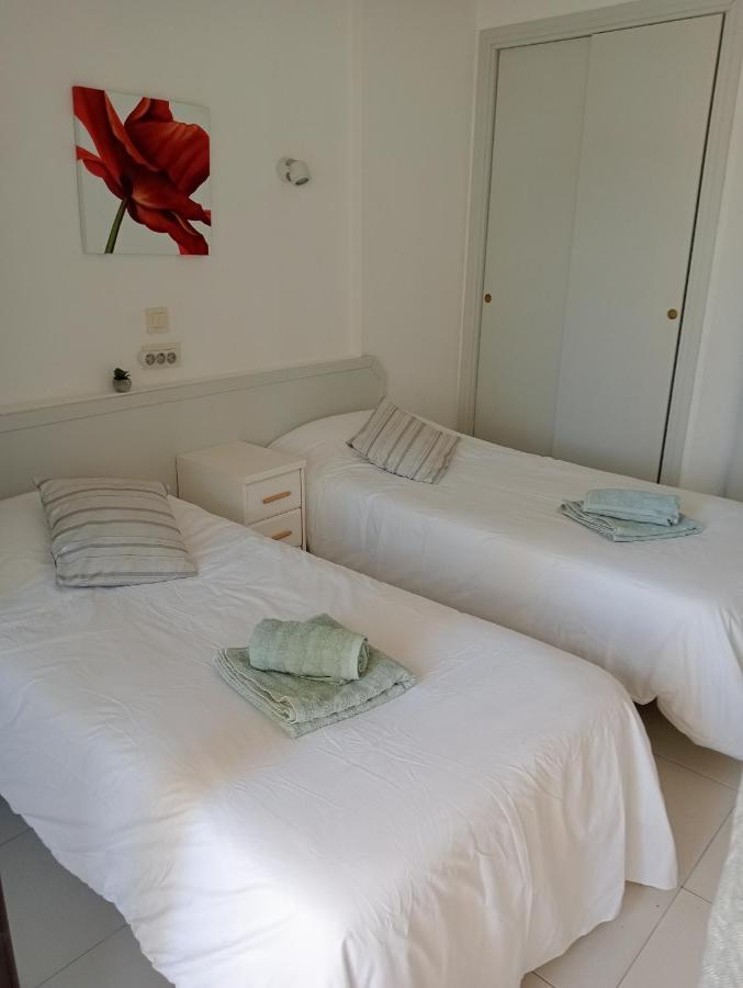 Luxmar Beach Benidorm Bagian luar foto